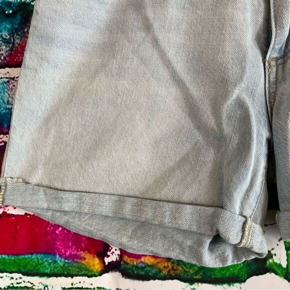 Gap Light Denim Sexy Boyfriend Jean Shorts Size 28 - Picture 5 of 9